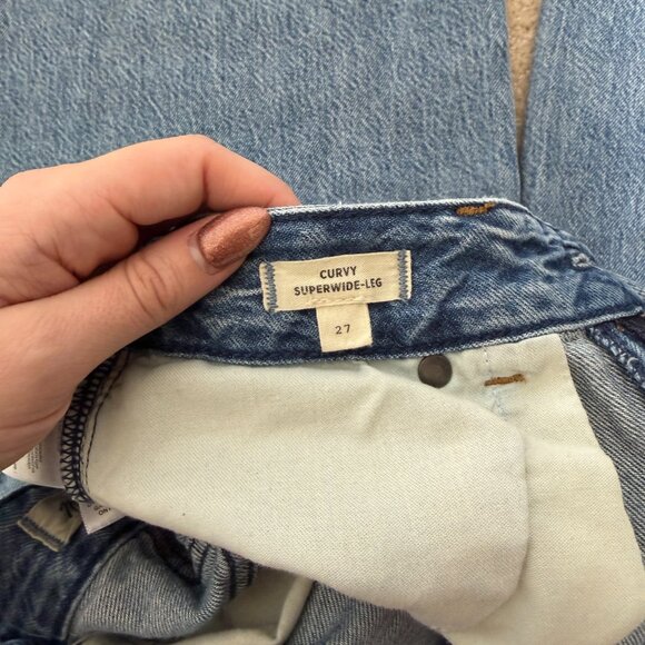 Madewell Curvy Superwide-Leg Jeans in Billings Wash: Airy Denim Edition (27) - Picture 12 of 12
